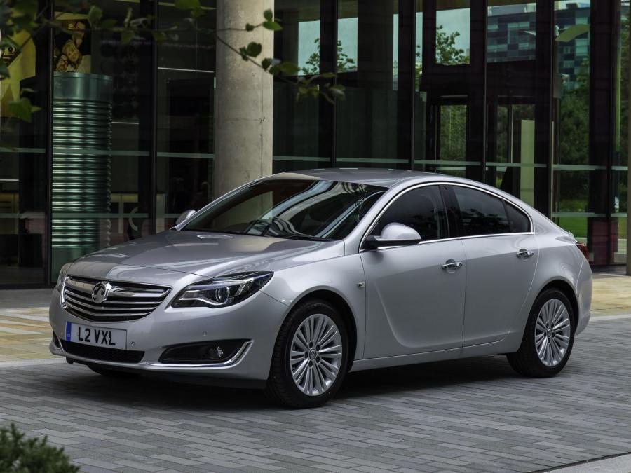  Vauxhall Insignia ecoFLEX Hatchback 2013 года  (фото 12 из 25)